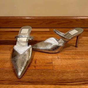 Dolce Vita, Kanika Heels in Platinum Distressed Leather. Brand New!